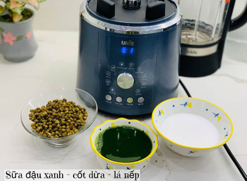 Review máy làm sữa hạt Unie V1