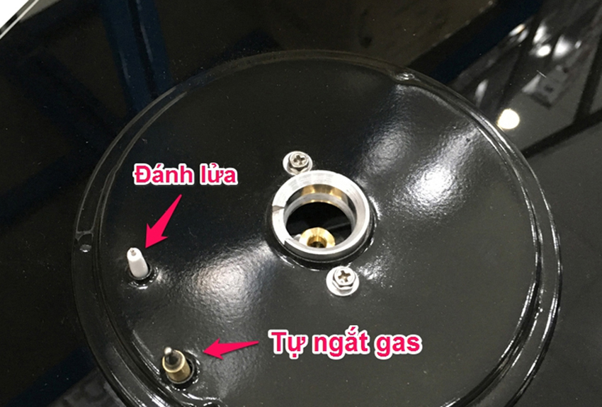 Bếp gas âm Rinnai RVB-6SDR thiết kế đẹp