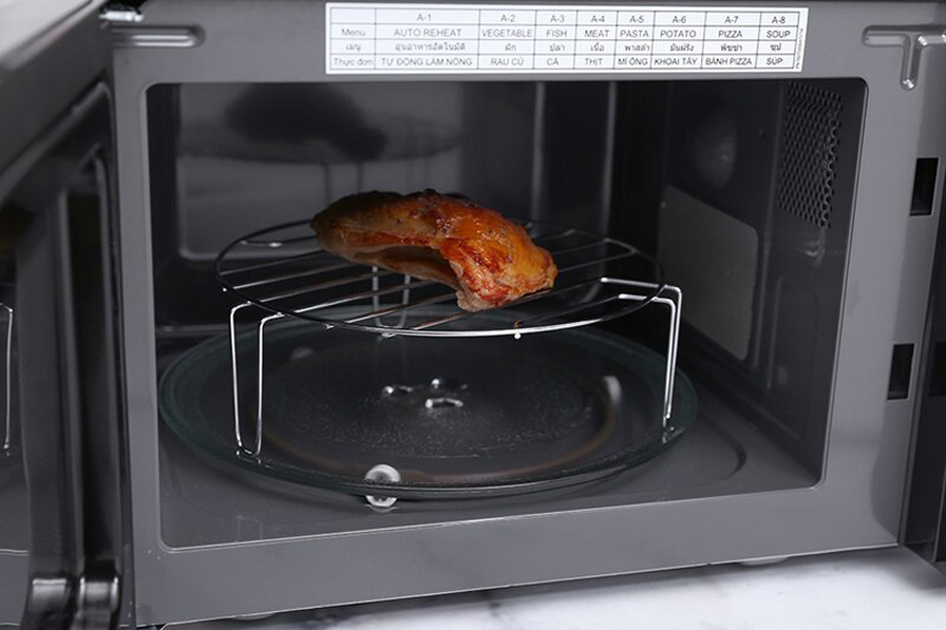 Lò vi sóng Electrolux EMS2027GX có tốt không