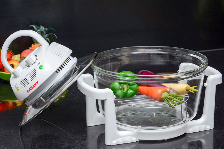 Nên mua lò nướng thùng Sanaky hay lò nướng thủy tinh