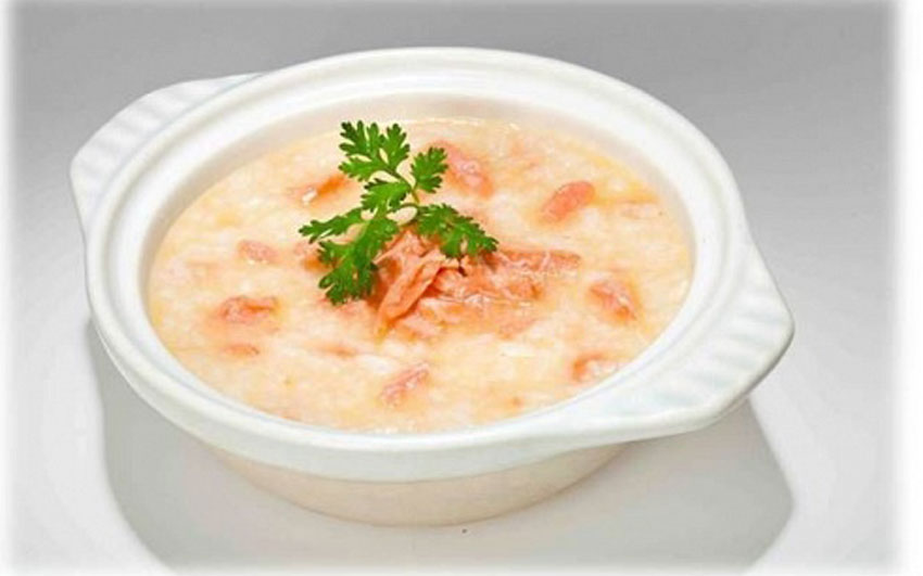5 món cháo dinh dưỡng cho bé tăng cân