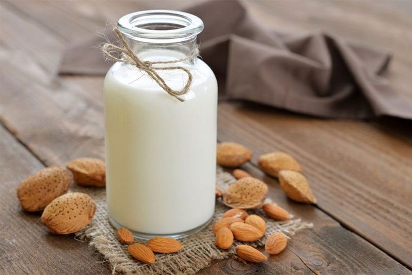 5 công thức làm sữa óc chó bổ dưỡng cho cả nhà