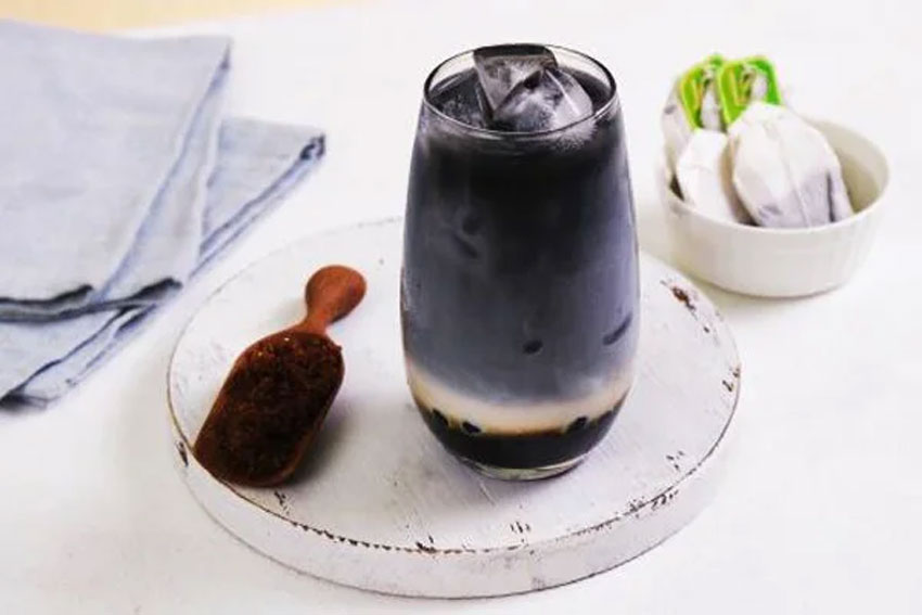 Tự làm trà sữa tại nhà với 3 hương vị mới lạ