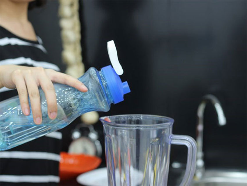 2 cách vệ sinh máy xay sinh tố tại nhà đơn giản, nhanh chóng