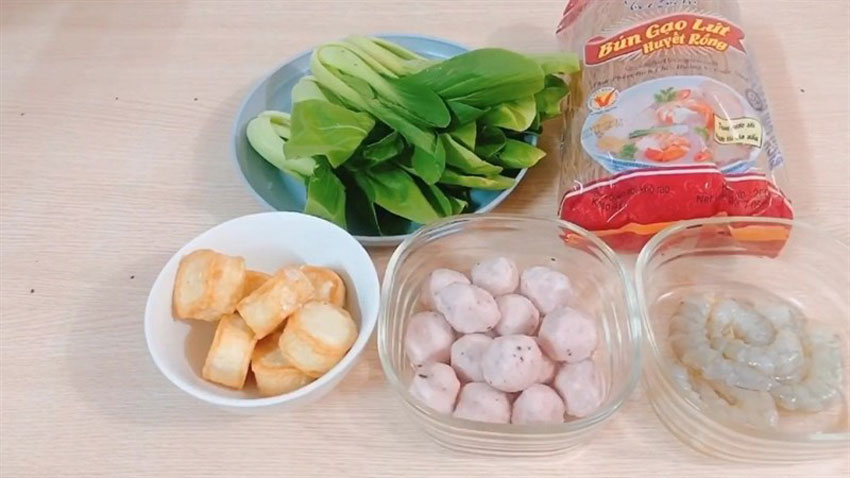 3 cách làm bún gạo lứt xào giảm cân