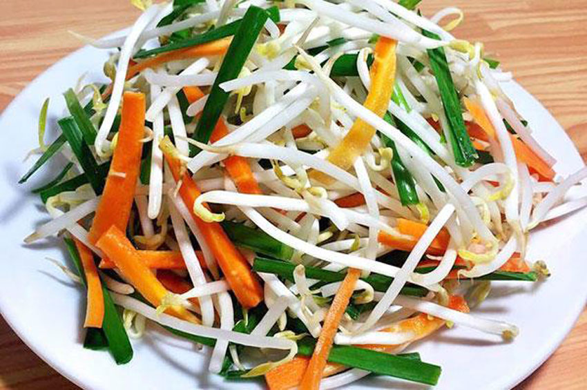 3 cách làm dưa giá hẹ tại nhà cực đơn giản