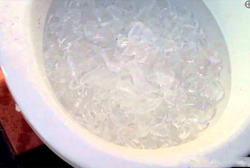 8 cách xử lí bồn cầu thoát nước chậm tại nhà hiệu quả