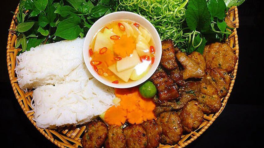 2 cách làm bún chả Hà Nội cực ngon tại nhà