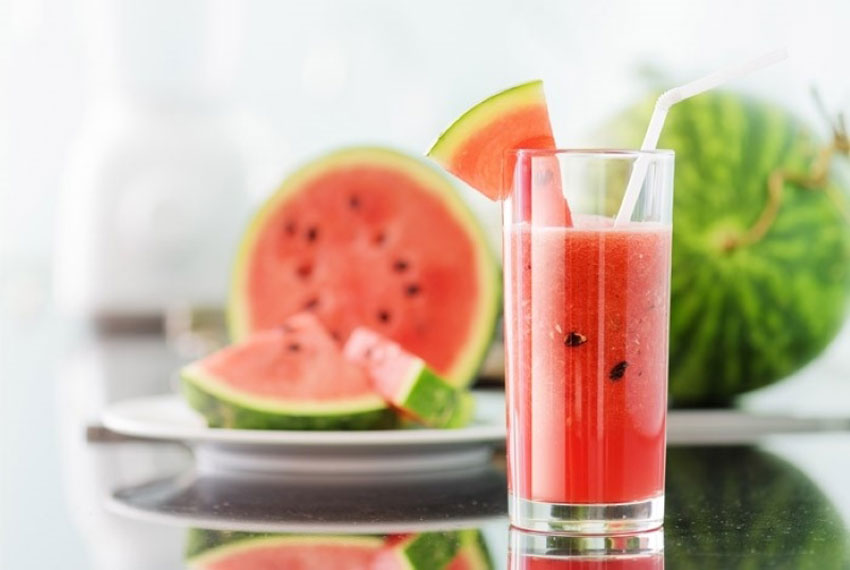 5 cách làm nước ép dưa hấu đẹp da
