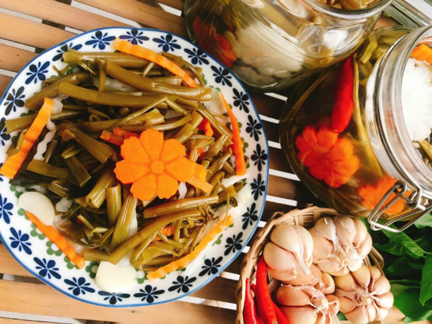 2 cách làm rau muống ngâm chua ngọt cực ngon