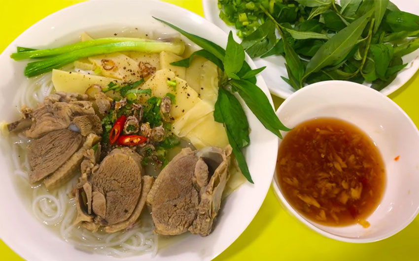 Cách nấu bún măng vịt ngon tại nhà