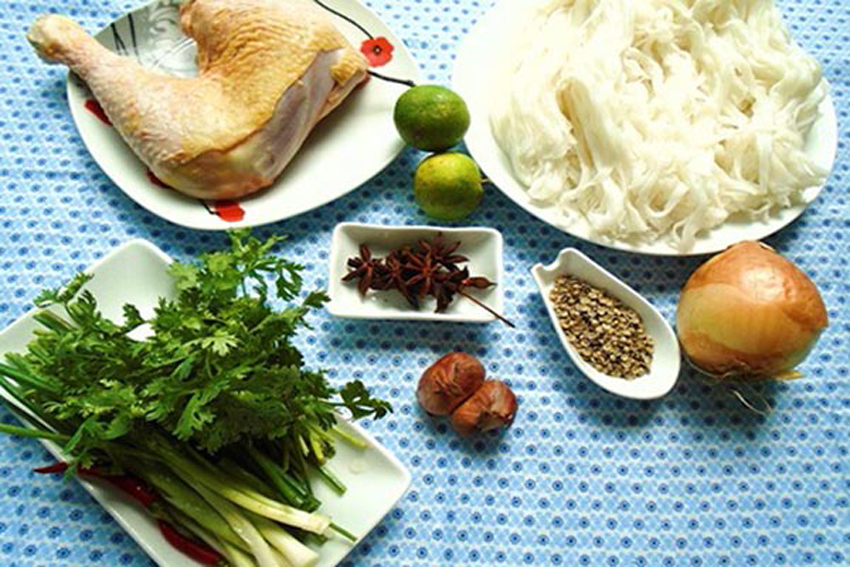 2 cách nấu phở gà cực ngon tại nhà