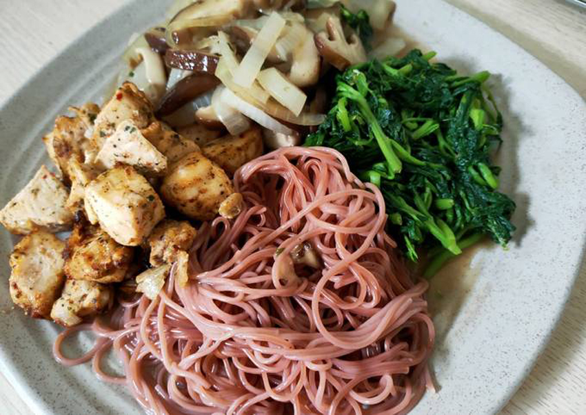 5 món bún gạo lứt trộn giảm cân