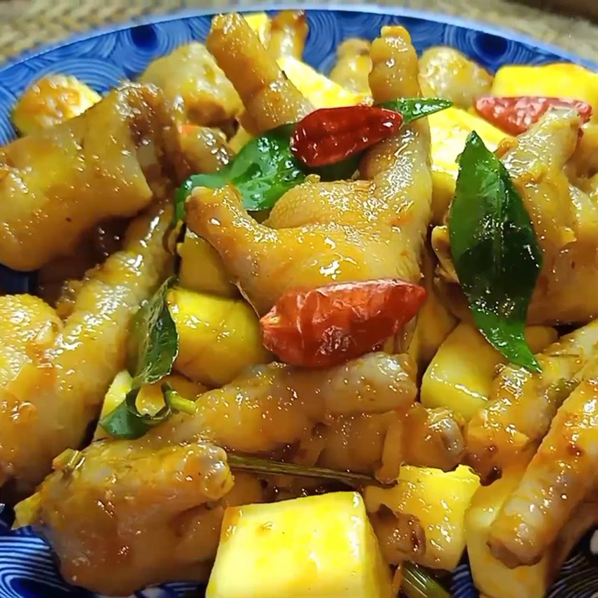 3 cách làm chân gà sốt thái cực ngon