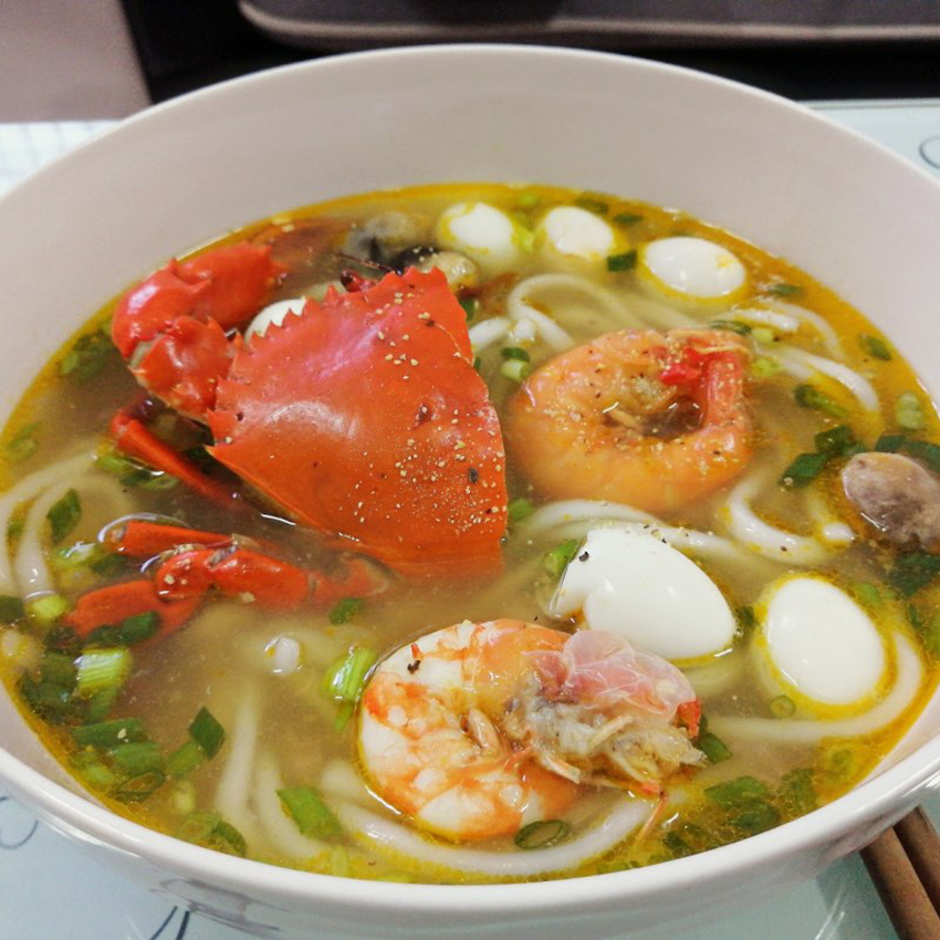 2 cách nấu bánh canh cua cực ngon